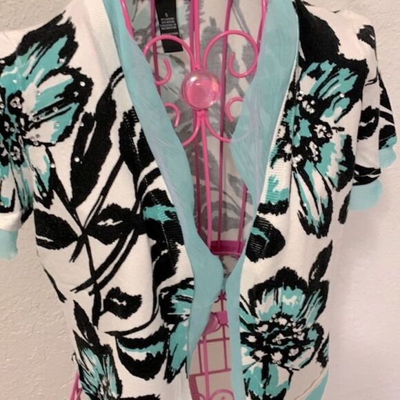 I-N-C black and blue floral sweater cover up - Picture 5 of 16